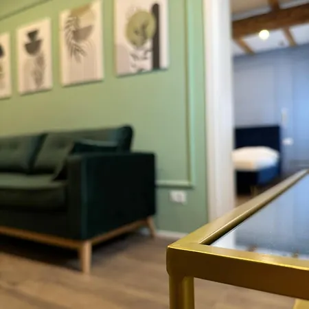 Housmart Emilia 15 סן לזרו די סבנה