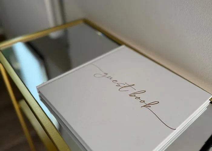 Housmart Emilia 15 דירה *