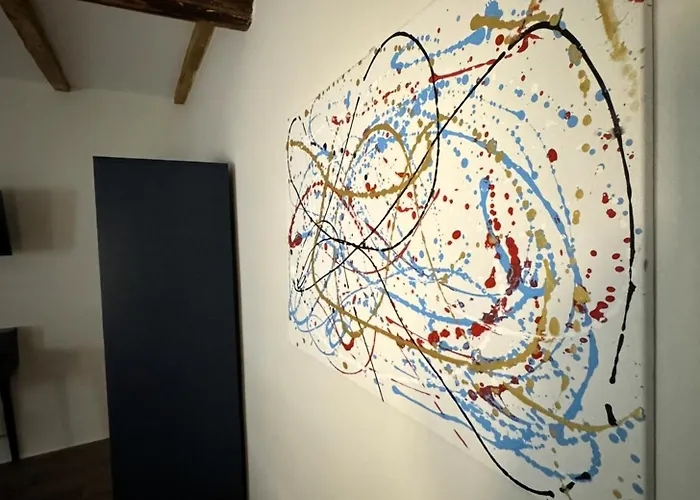 Housmart Emilia 15 דירה